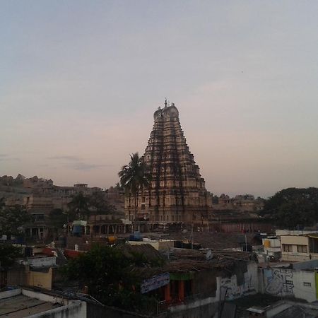 Manju Guest House Hampi Exterior photo